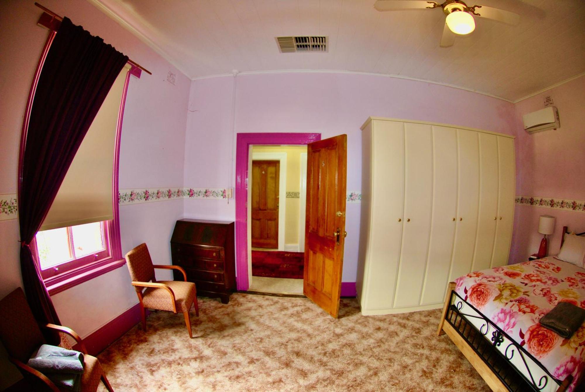 Historic Star Lodge And Station Masters House Narrandera Habitación foto